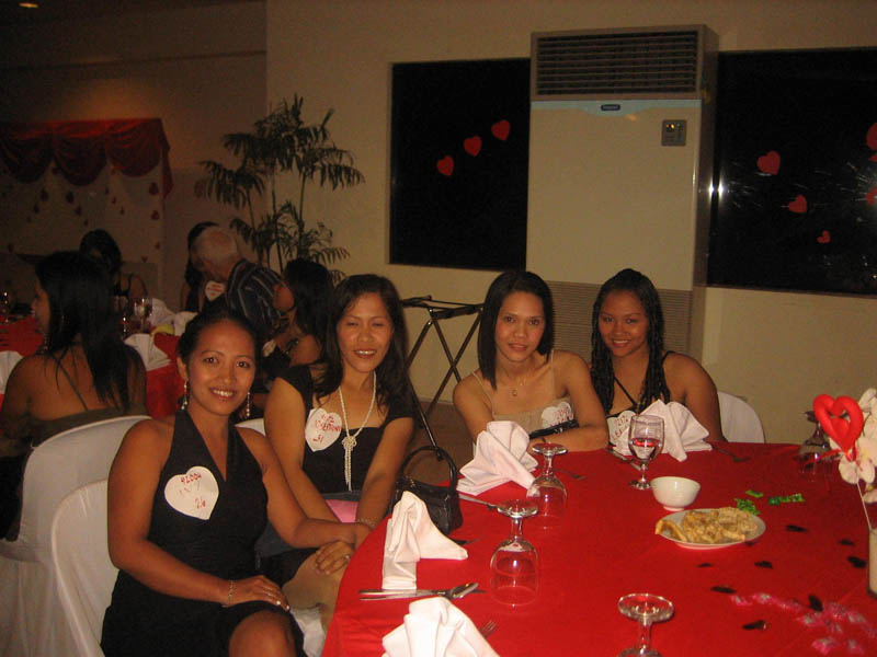 Philippine-Women-8537-1